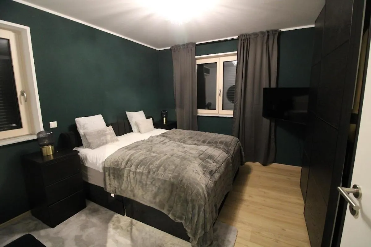Apartment Grey Am See Mit Zugang Zeuthen